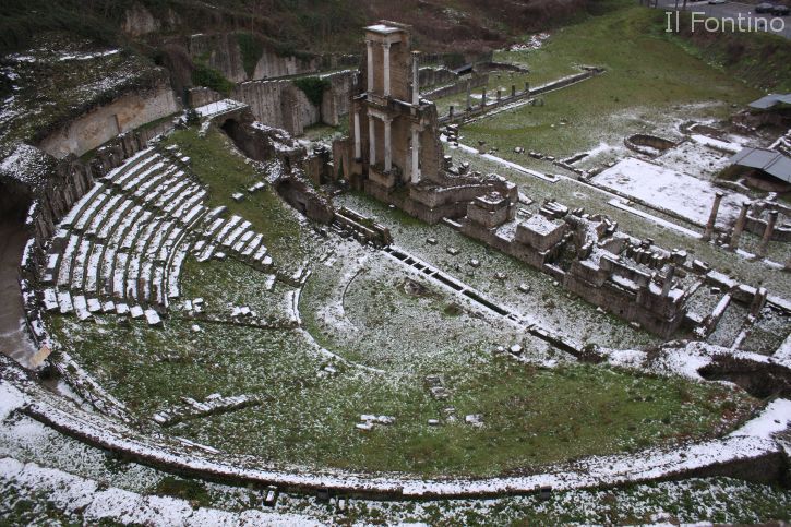 ©  Il Fontino • Guardistallo • Urlaub • Volterra • Römisches Amphitheater